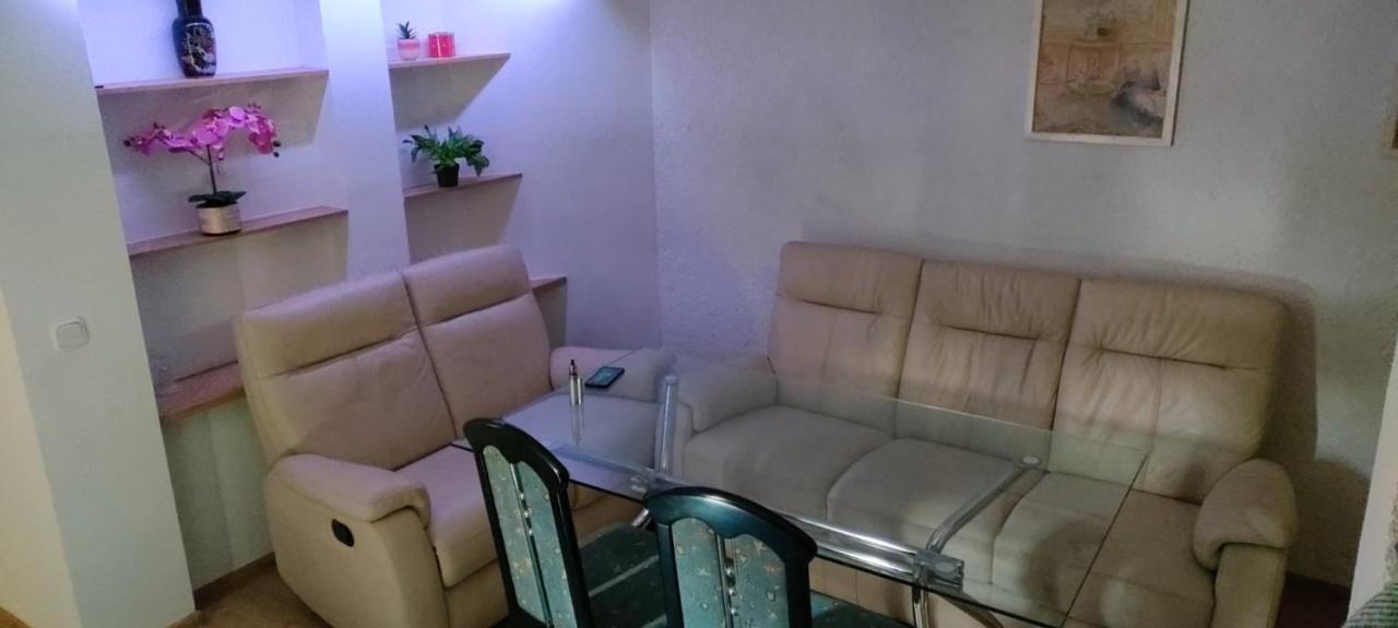 Peter Apartment Michelstadt Luaran gambar